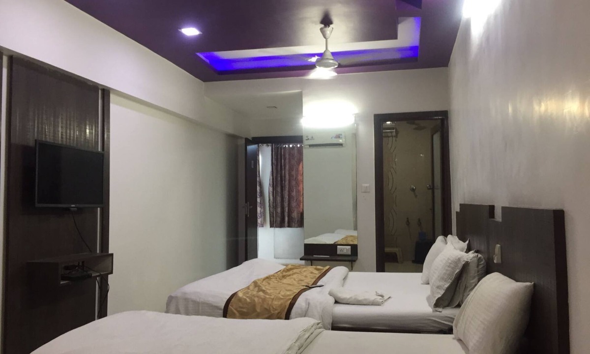 Thaltej House | Hotel Long Stay