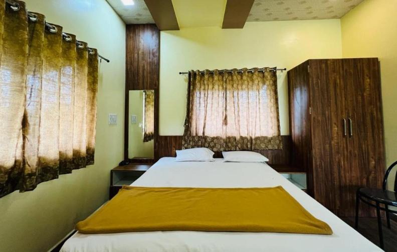 Kolhapur Hotel | Hotel Lords