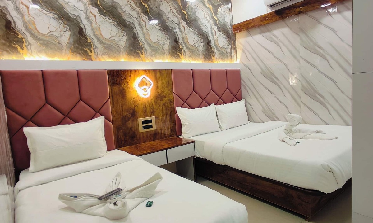 J B Nagar Hotel | HOTEL M R STAY