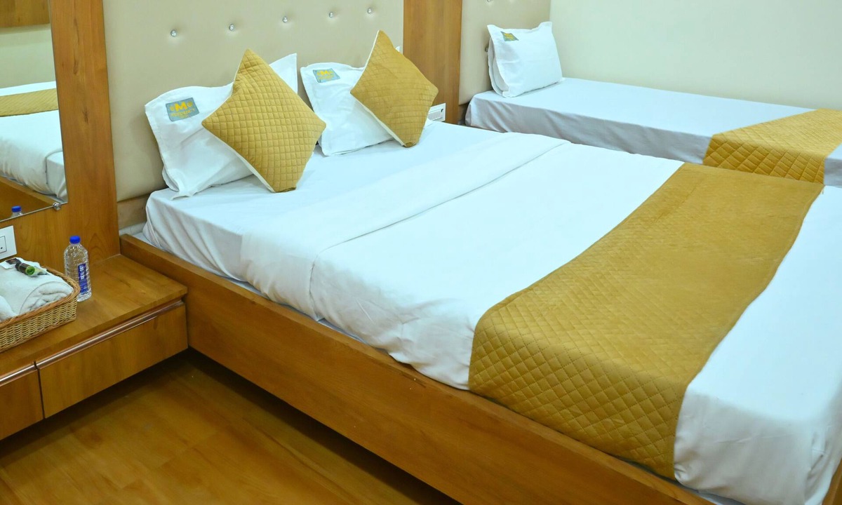 Amarnath Hotel | Hotel M Residency