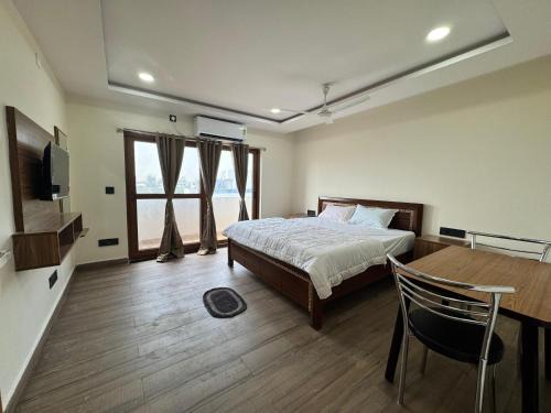 Kakinada Hotel | hOTEL MADHAVA RESIDENCY