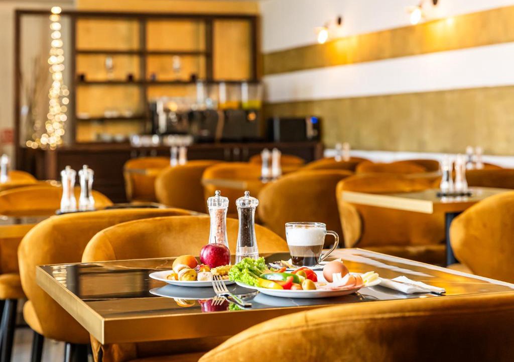 Arad Hotel | Hotel Maxim