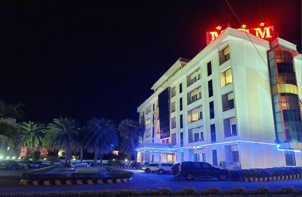 Srikalahasti Hotel | Hotel MGM Grand