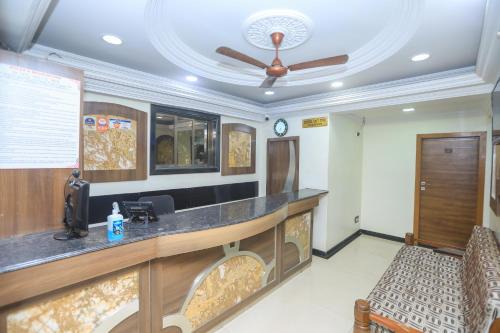 Andheri Hotel | Hotel Mid town