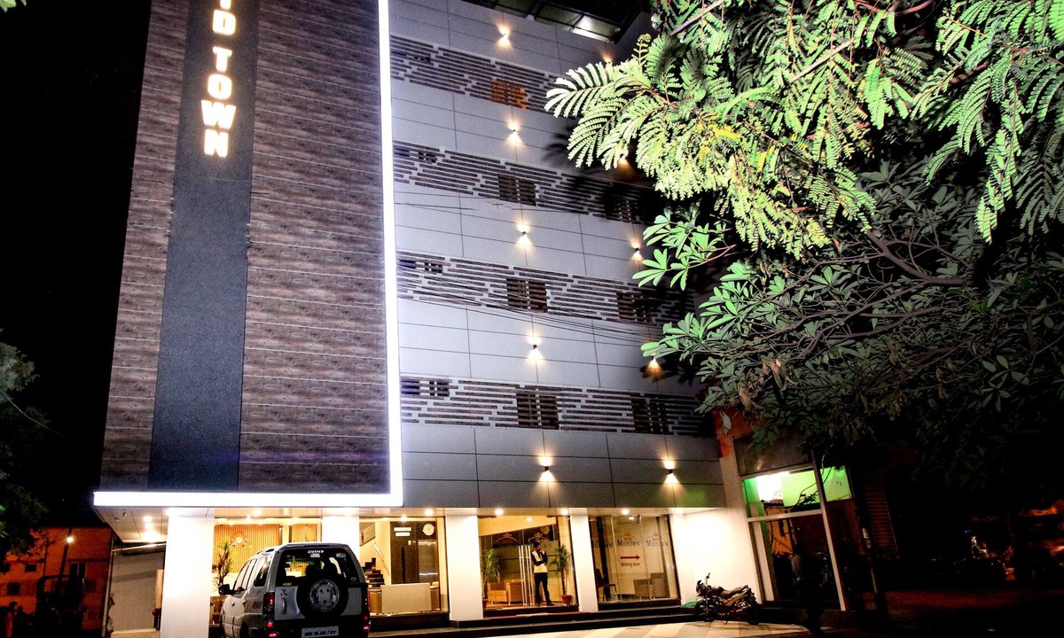 Vadodara House | Hotel Midtown