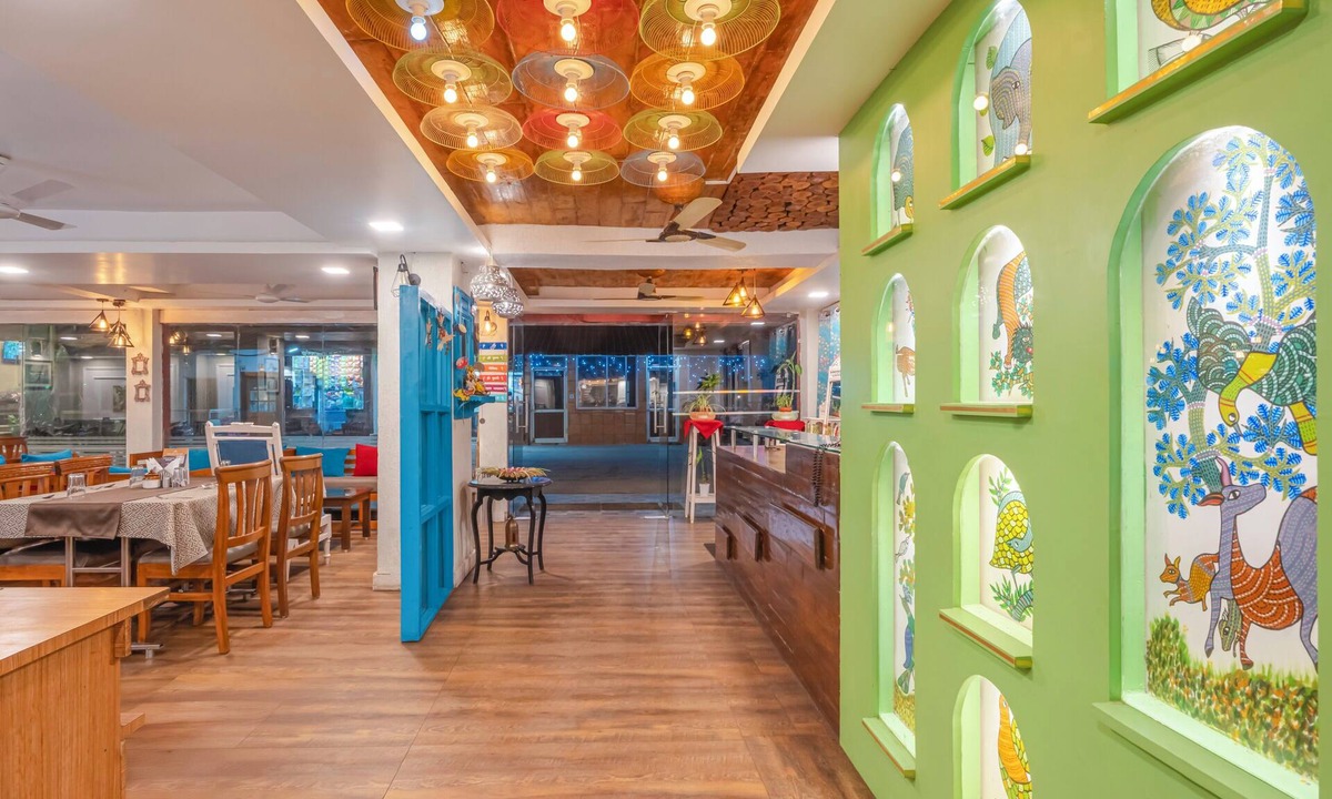 Pachmarhi Hotel | Hotel Misty Meadows by Vanyum