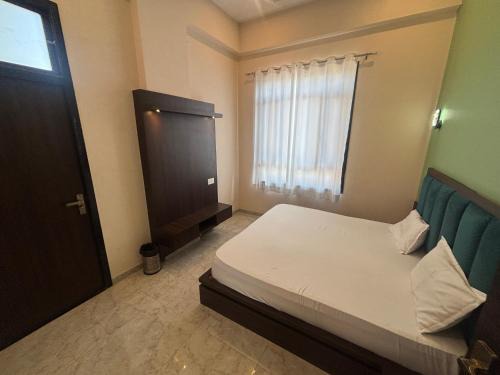 Khatu Hotel | Hotel Narendar Palace
