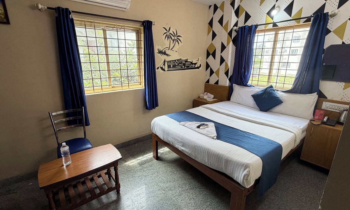 Meenakunte Hotel | Hotel Natasha Regency