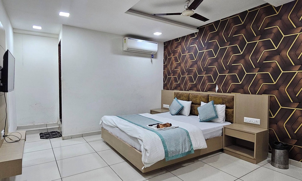 Ahmedabad Hotel | Hotel Nest View In