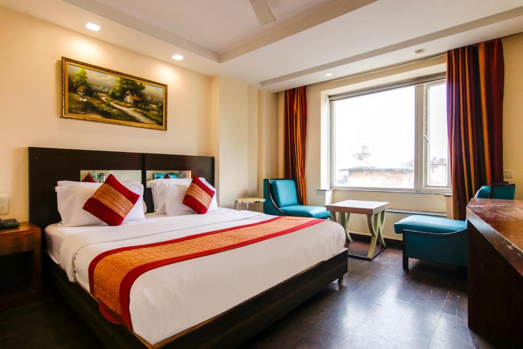 Paharganj Hotel | Hotel Neu Villa - Walk In from New Delhi Railway Station