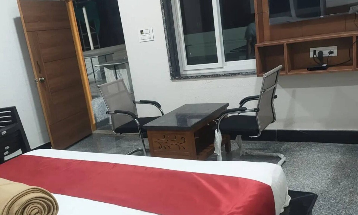 Hyderabad Hotel | Hotel New Maruthi Residency Inn