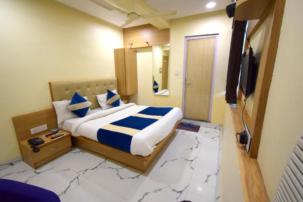Sanand Hotel | Hotel New Pathik