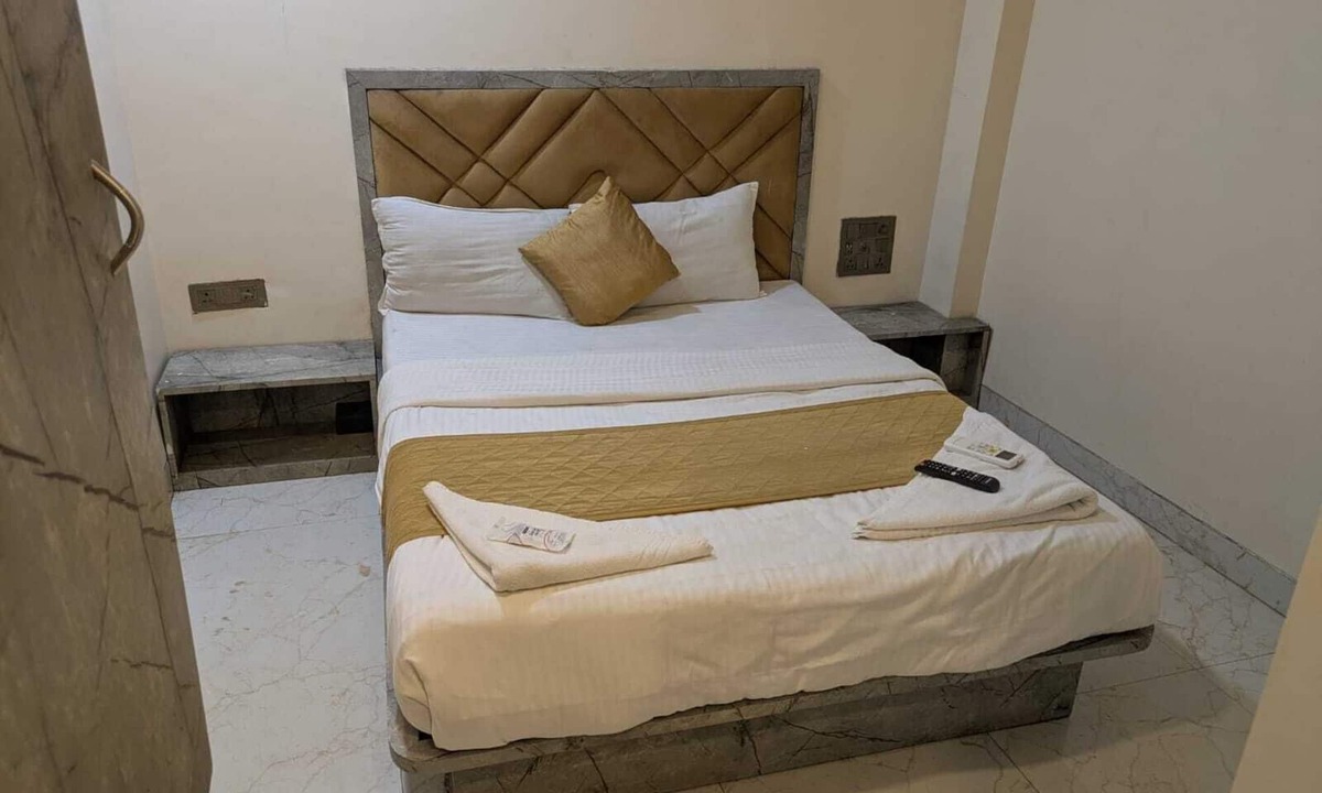 Kurla West Hotel | Hotel New Pride Suite
