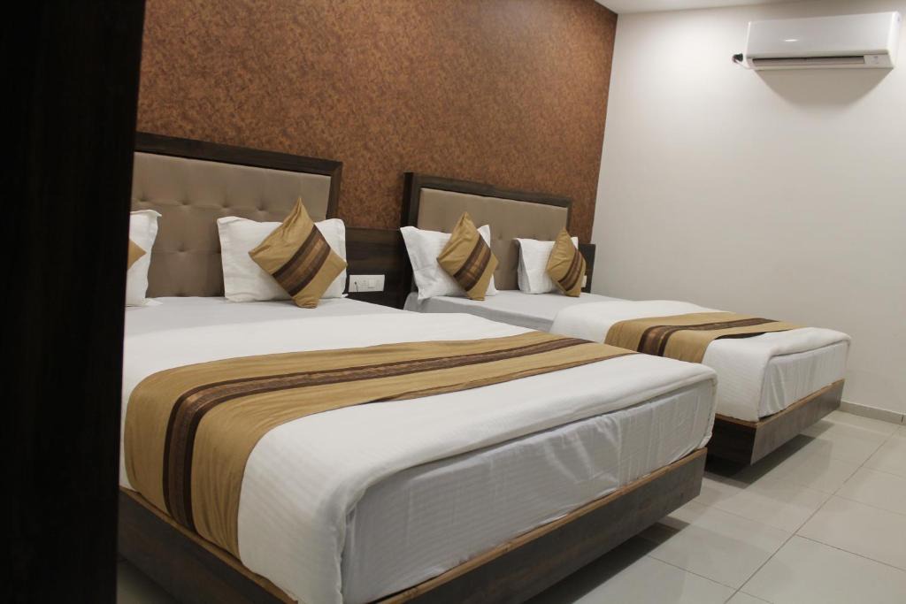 Dwarka Hotel | Hotel Nilay