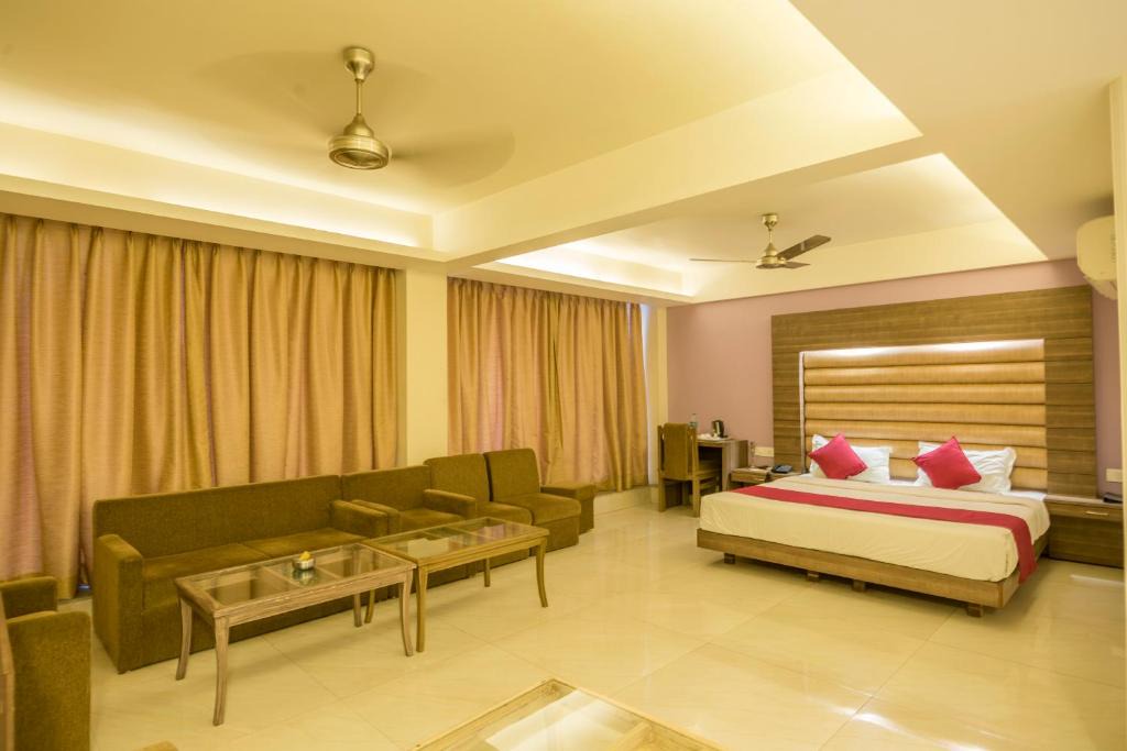Maharana Pratap Nagar Hotel | Hotel Nisarga