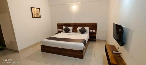 Narasapura Hotel | Hotel O Bangalore - Mangalore Highway Formerly Shree Bar & Lodging