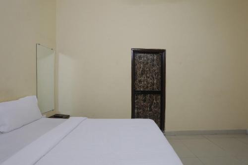 Chandrapur Hotel | Hotel O Celebrity