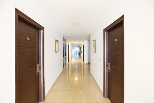 Sector-12A Hotel | Hotel O Cyber Inn