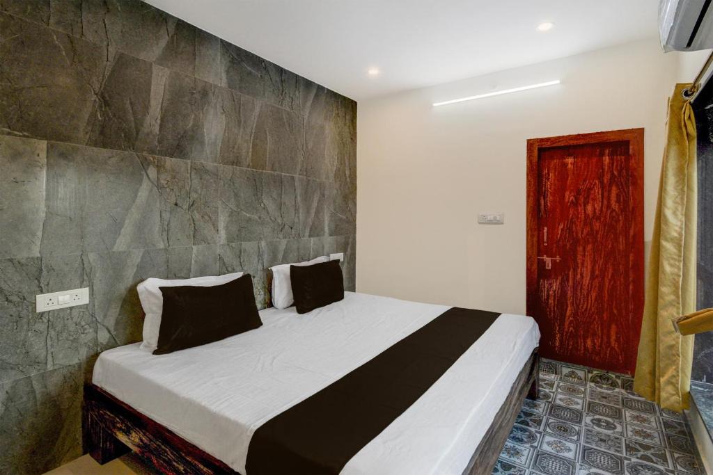 Ibrahimpatan Hotel | Hotel O Dream Vegas