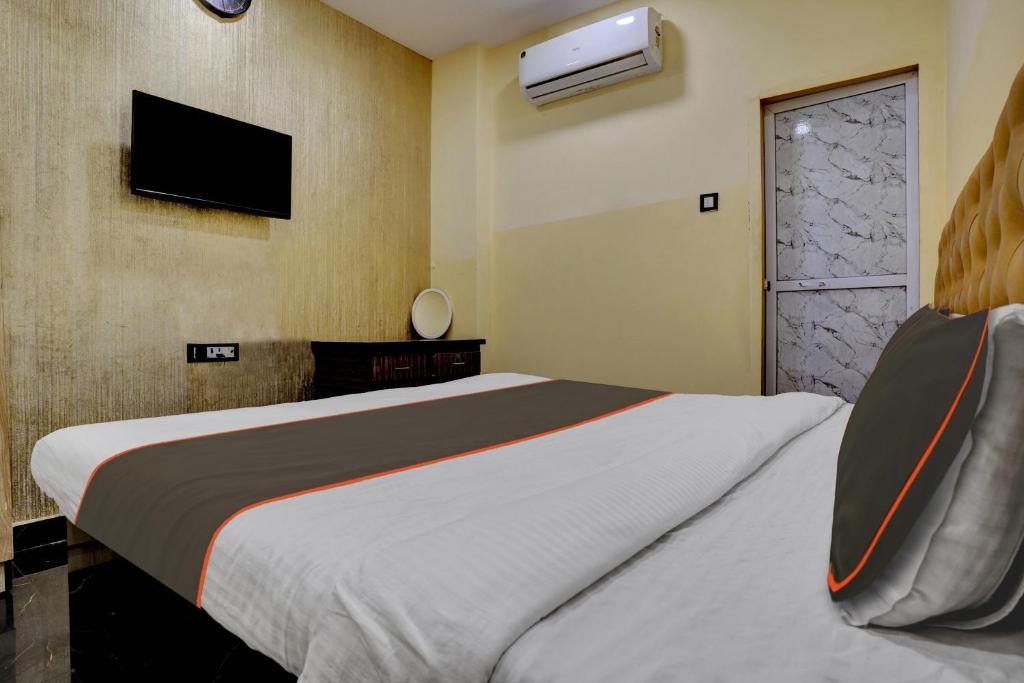 Vashi Hotel | Hotel O Golden Suites