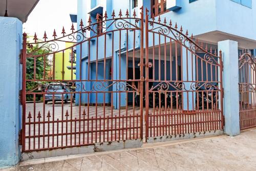 Bhubaneshwar House | Hotel O Home Elite Stay Near Shri Shri Shiridi Sai Mandir