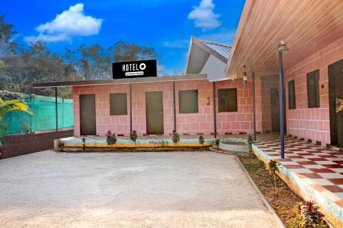 Malavli Hotel | Hotel O Malavli Lonavala