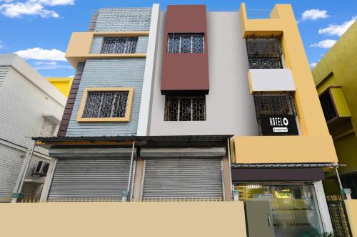 Kolkata Hotel | Hotel O Mukundapur Medica Bus Stand Formerly Florence Place