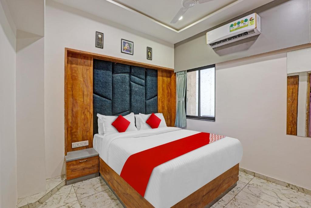 Navrangpura Hotel | Hotel O Reet Villa