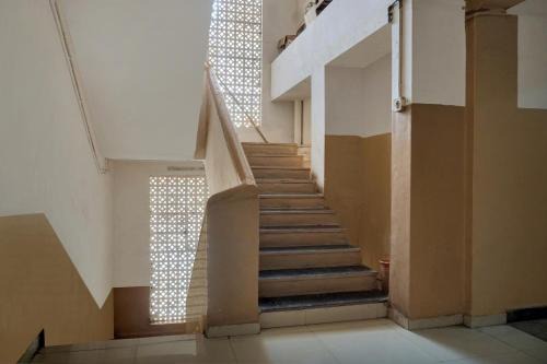Sangli Hotel | Hotel O Thakkar Lodge