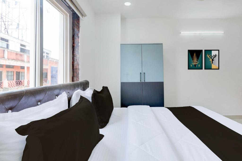 Warangal Hotel | Hotel O Viraj Luxury Stay