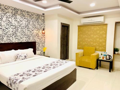 Shamshabad Hotel | Hotel oak by Mega Groups