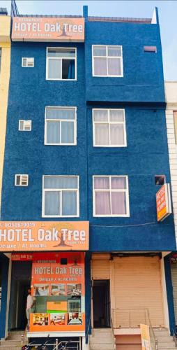 Jagatpura House | Hotel oak tree jaipur