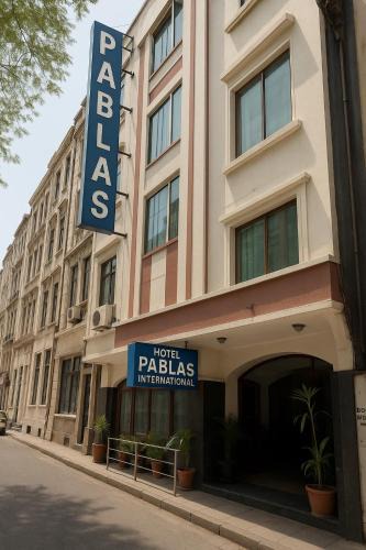 Karol Bagh Hotel | Hotel Pablas International, New Delhi, Near Metro