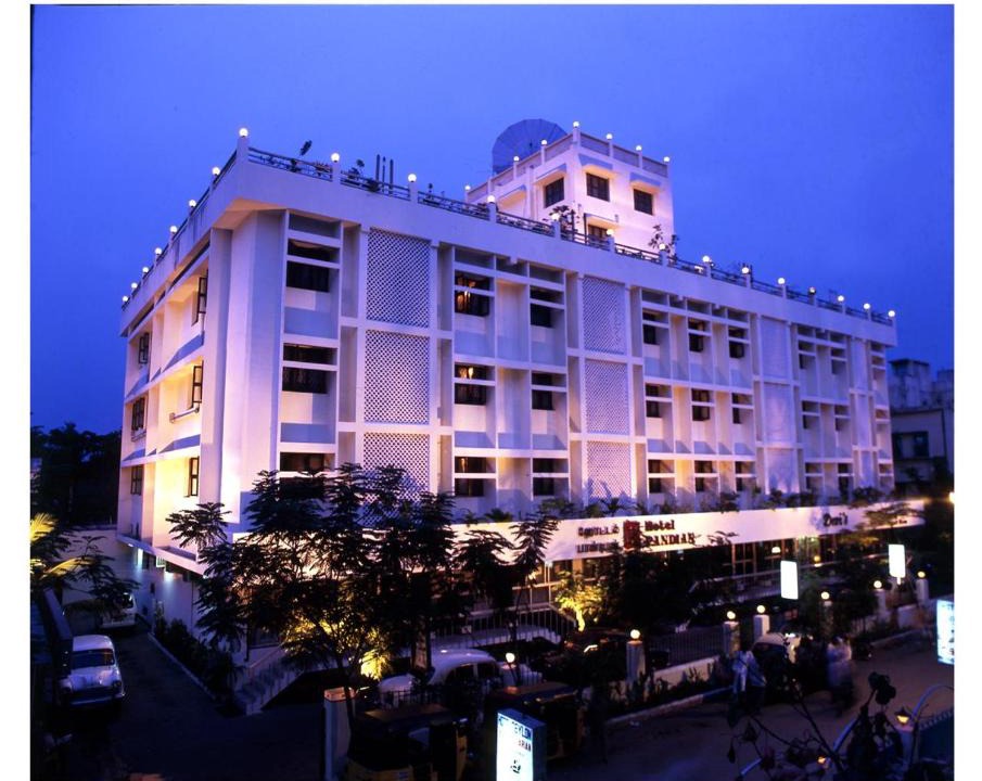 Egmore Hotel | Hotel Pandian