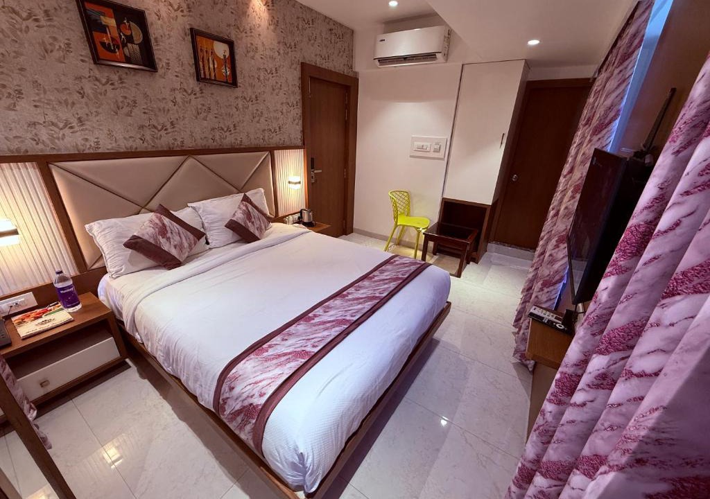 Thane West Hotel | Hotel Pearl Residency Thane