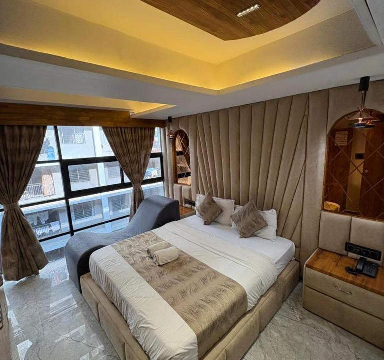 Ahmedabad Hotel | Hotel Pelican villaa