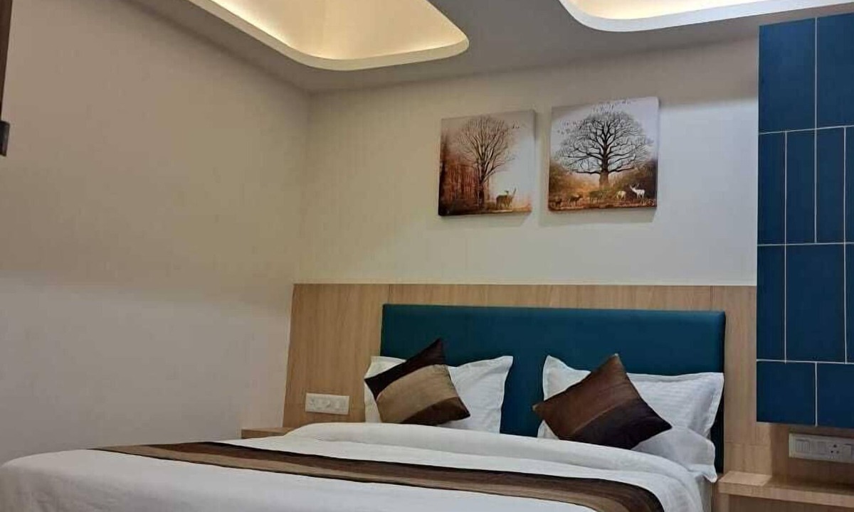 Vastrapur Hotel | Hotel Pratham Inn