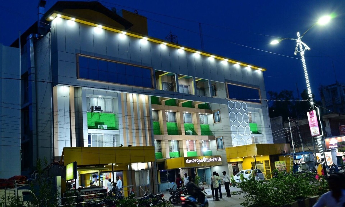 Raichur Hotel | Hotel Priya