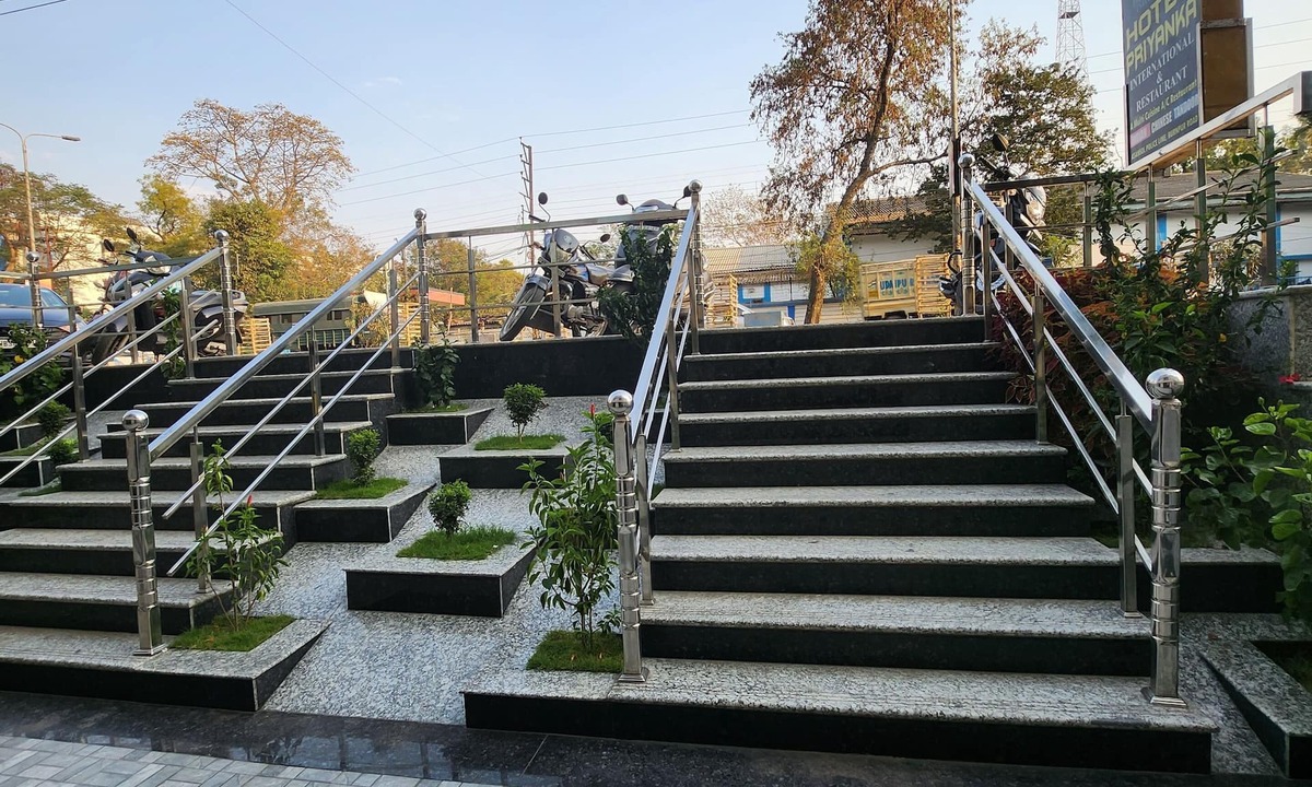 Asansol Hotel | Hotel Priyanka International