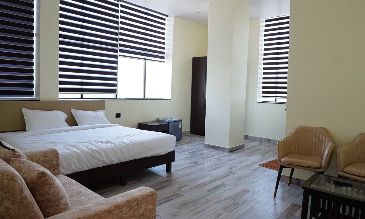 Yavatmal Hotel | Hotel Radhe Inn