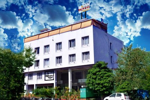 Bhopal Hotel | Hotel Rajhans Regent