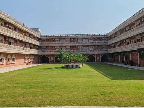 Orchha Hotel | Hotel Rajwada palace
