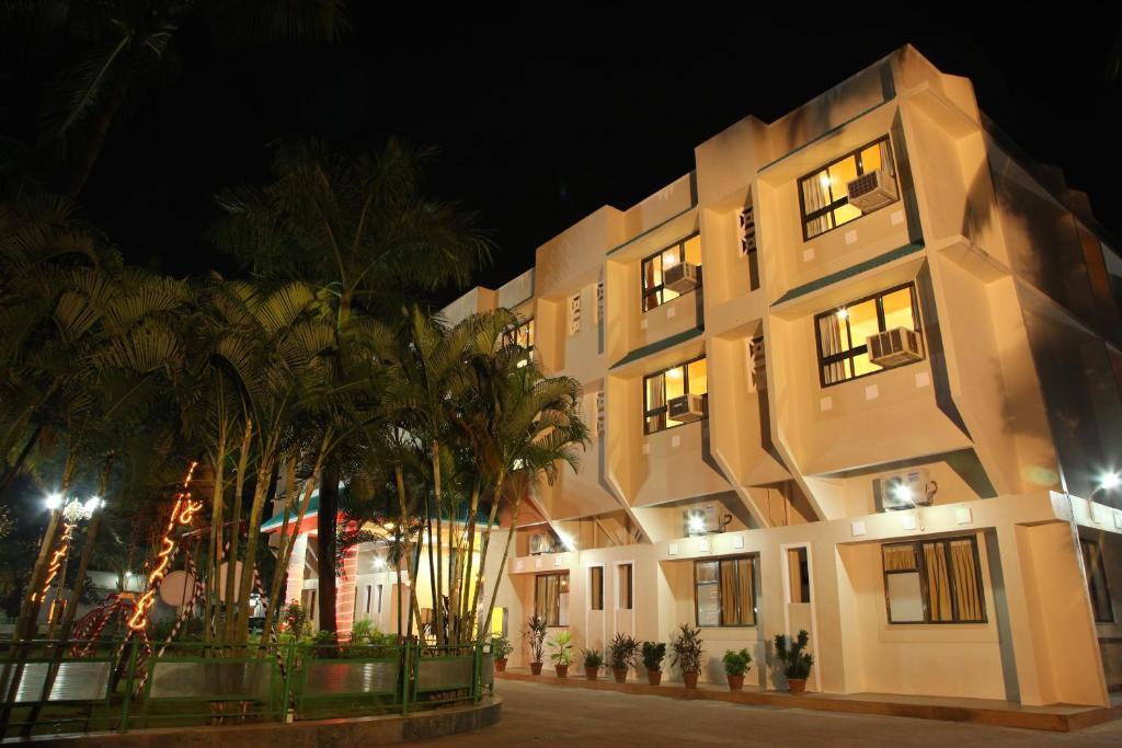 Chendhare Hotel | Hotel Ravikiran Alibaug