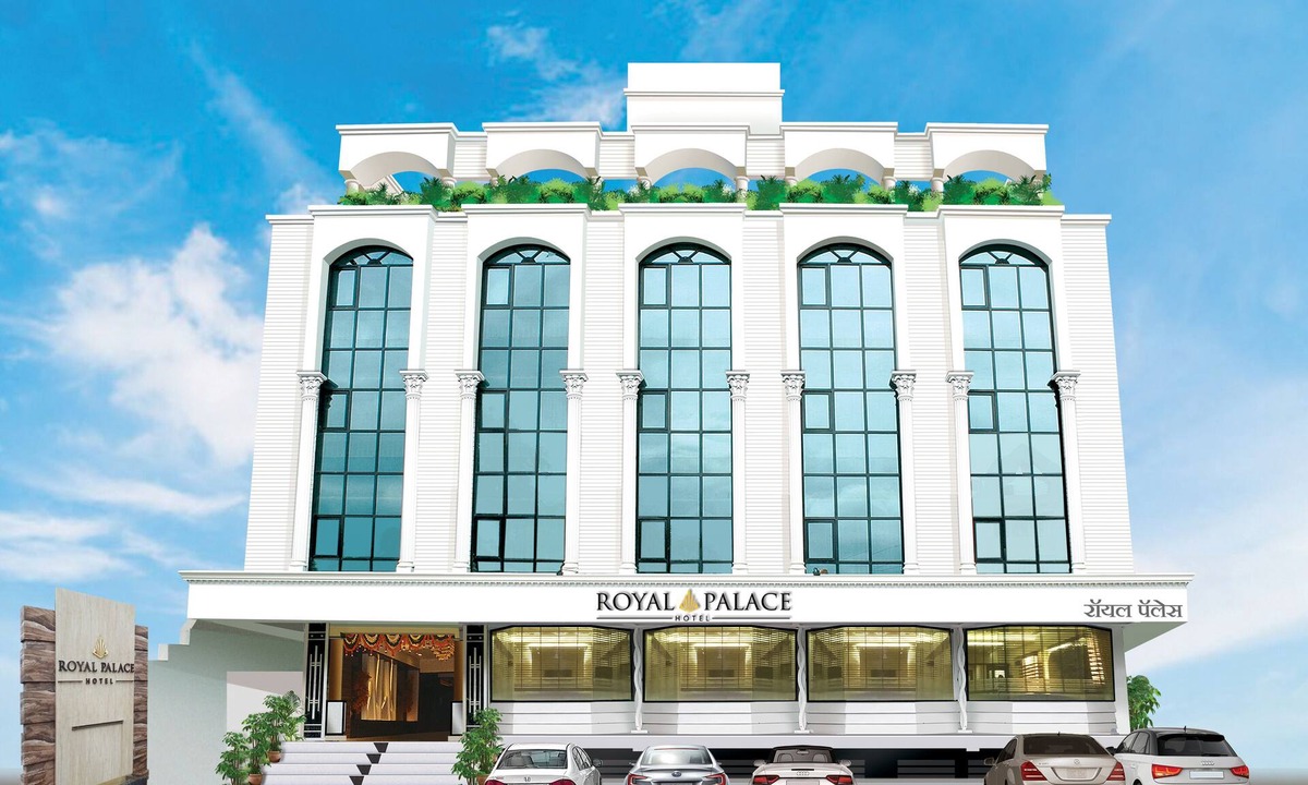 Jalgaon Hotel | Hotel Royal Palace