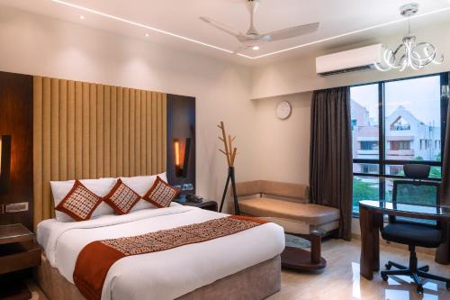 Jalgaon Hotel | Hotel Royal Palace Jalgaon