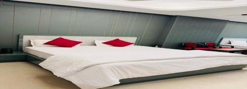 Phulbani Hotel | Hotel Royal Plaza