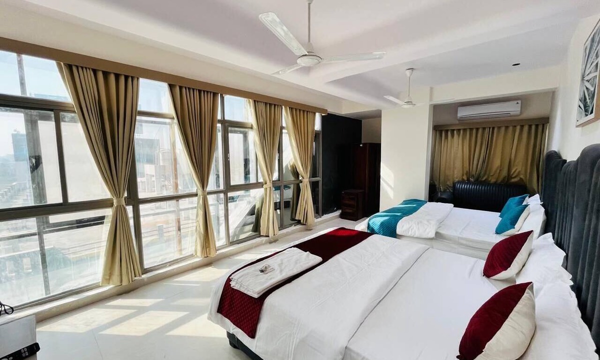 Morbi Hotel | Hotel Royal SKY