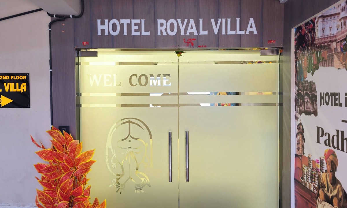Vastrapur Hotel | Hotel Royal Villa