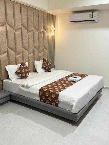 Vadodara Hotel | Hotel Runway