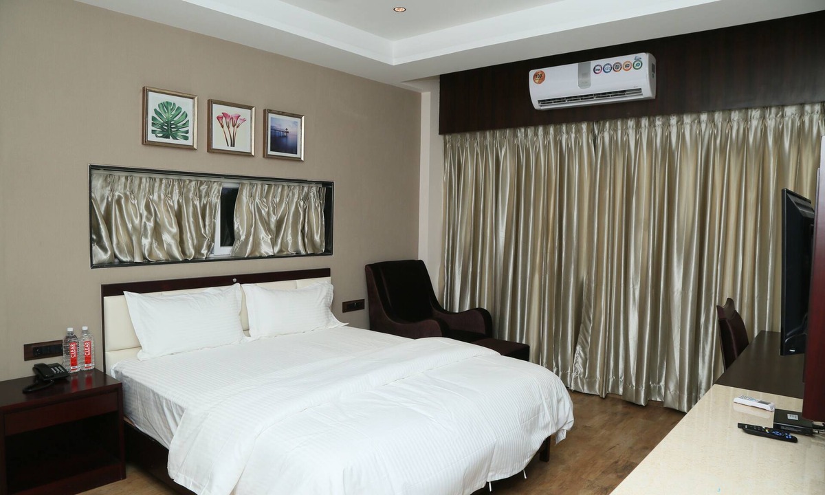 Dhule Hotel | Hotel Ruturaj Regency
